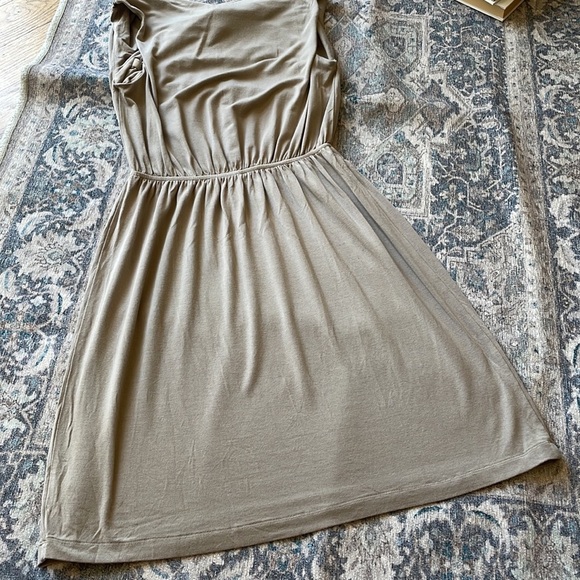 TART Dress - Picture 11 of 11